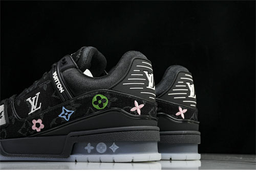 Louis Vuitton 루이비통 LV 트레이너 스니커즈 레플리카 15번 이미지 - 신발 | 세미샵 레플리카 사이트