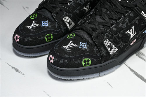 Louis Vuitton 루이비통 LV 트레이너 스니커즈 레플리카 26번 이미지 - 신발 | 세미샵 레플리카 사이트