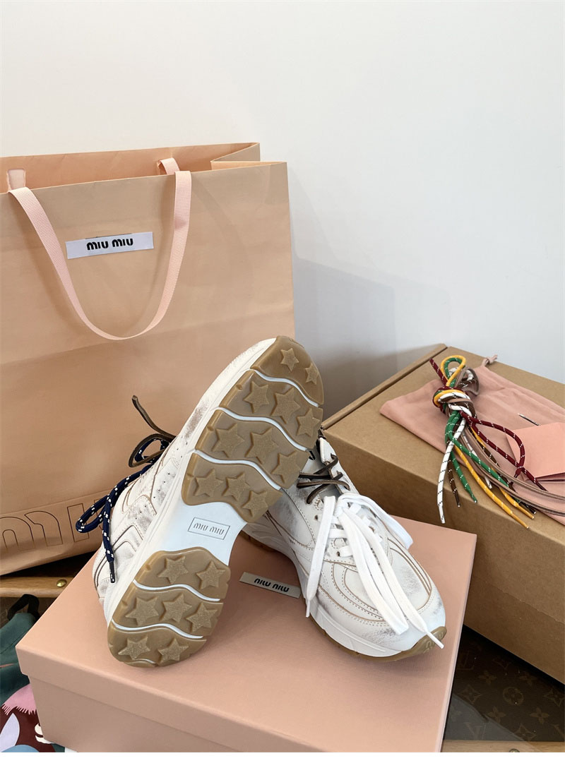 Miu Miu 미우미우 x 뉴발란스 530 SL 스니커즈 레플리카 8번 이미지 - 신발 | 세미샵 레플리카 사이트