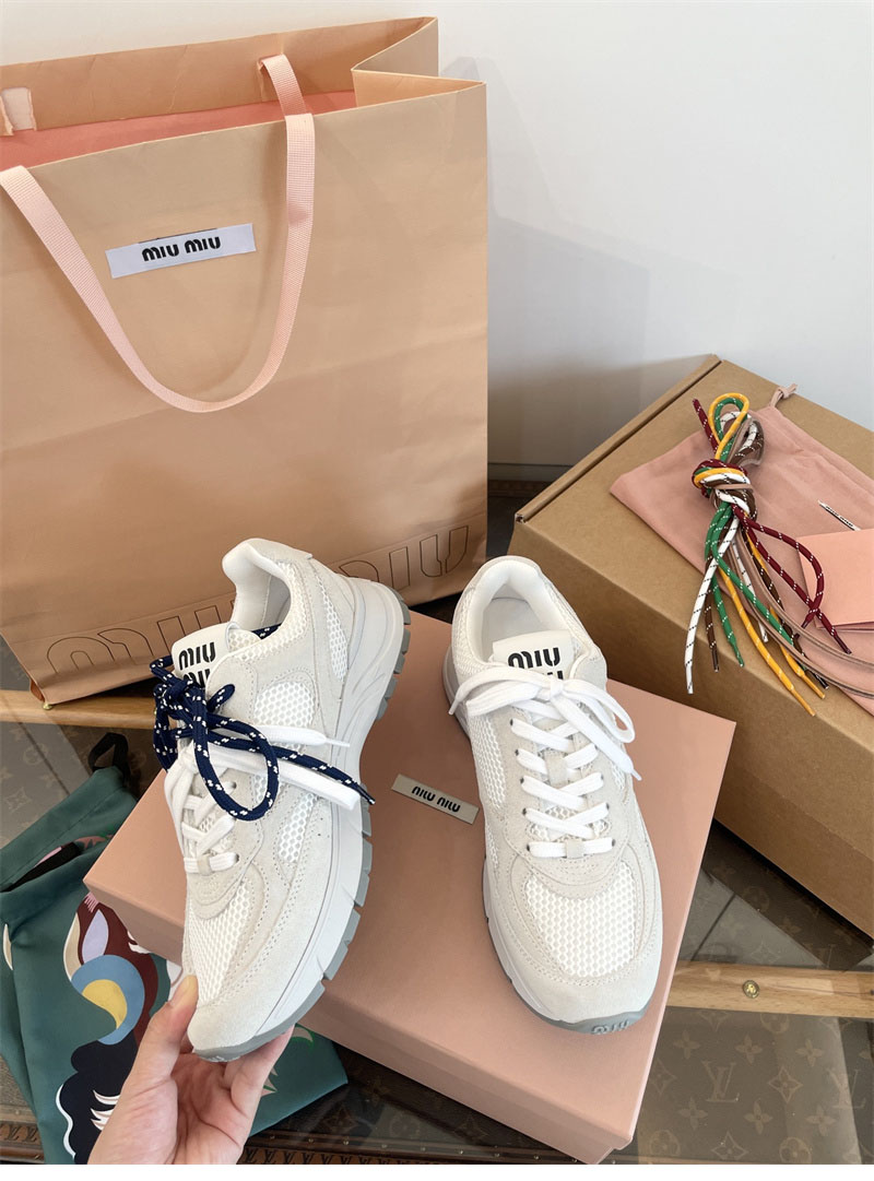 Miu Miu 미우미우 x 뉴발란스 530 SL 스니커즈 레플리카 13번 이미지 - 신발 | 세미샵 레플리카 사이트