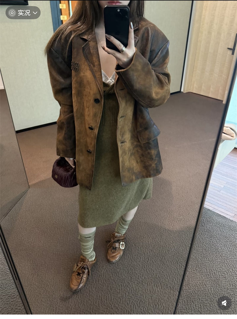 미우미우 미우미우 로고 버클 스트랩 레더 스니커즈 레플리카 1번 이미지 - 신발 | 세미샵 레플리카 사이트