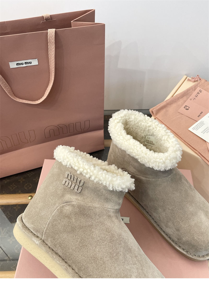 미우미우 미우미우 시어링 어그 부츠 스웨이드 레플리카 23번 이미지 - 신발 | 세미샵 레플리카 사이트