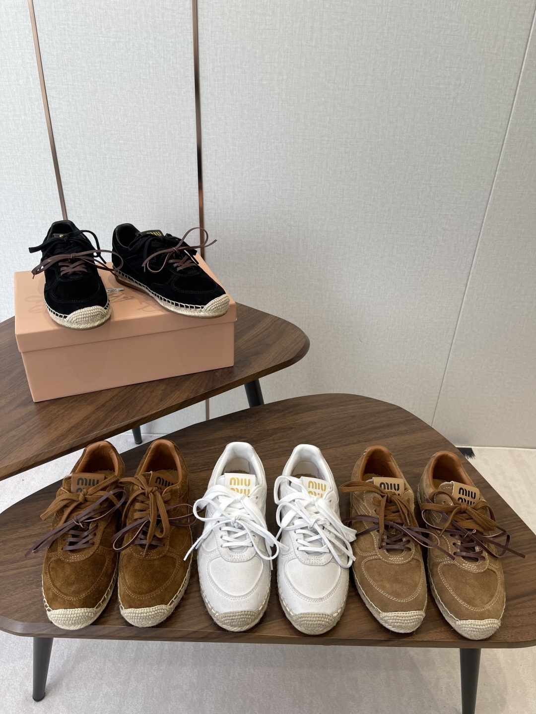 미우미우 에스파드리유 스웨이드 스니커즈