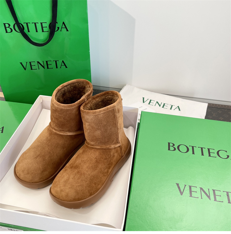 보테가베네타 보테가베네타 스웨이드 스냅 앵클 부츠 레플리카 14번 이미지 - 신발 | 세미샵 레플리카 사이트