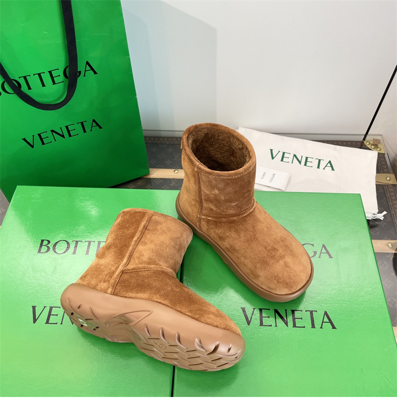 보테가베네타 보테가베네타 스웨이드 스냅 앵클 부츠 레플리카 11번 이미지 - 신발 | 세미샵 레플리카 사이트