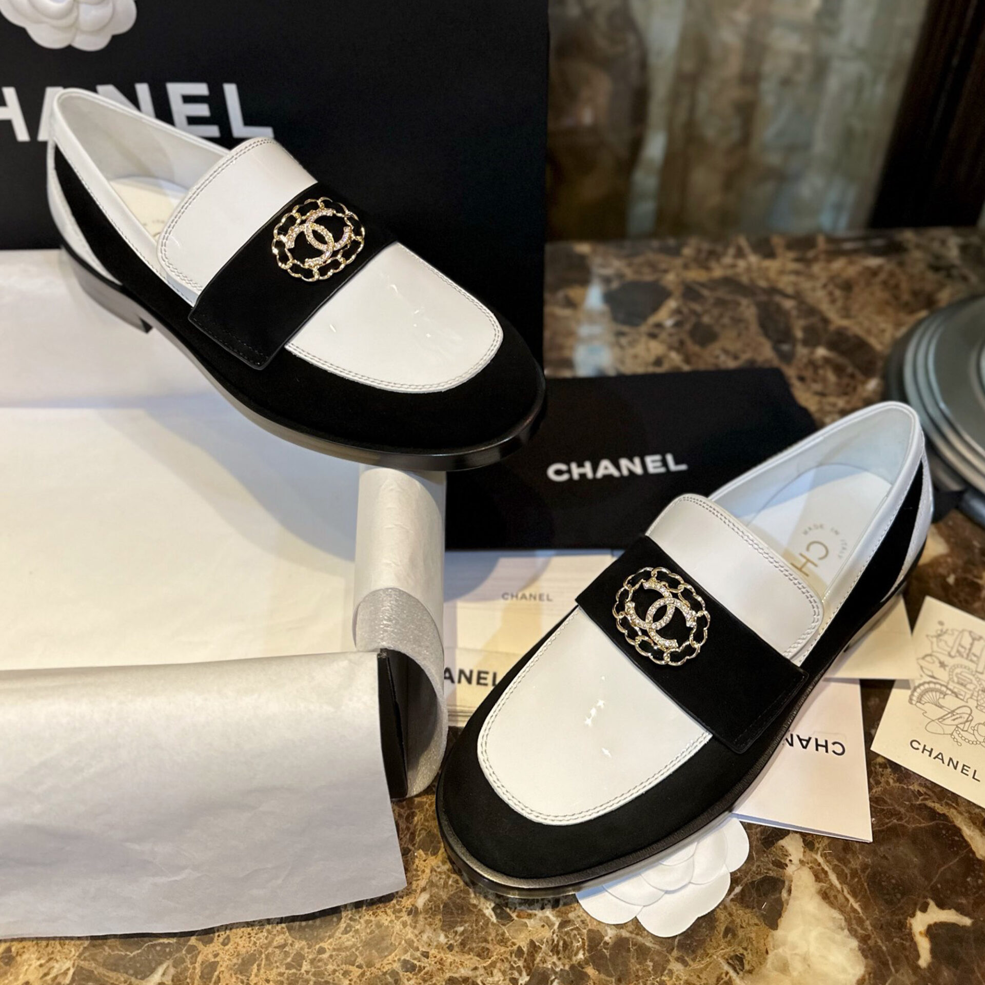 샤넬 22K 배색 페이던트 CC로고 로퍼 “35SIZE – 41SIZE”（TJ공장）