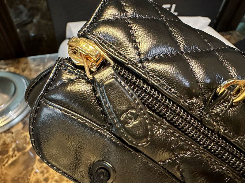 샤넬 샤넬 23b 체인 로고 퀼팅 레이스업 미들 부츠 레플리카 5번 이미지 - 신발 | 세미샵 레플리카 사이트