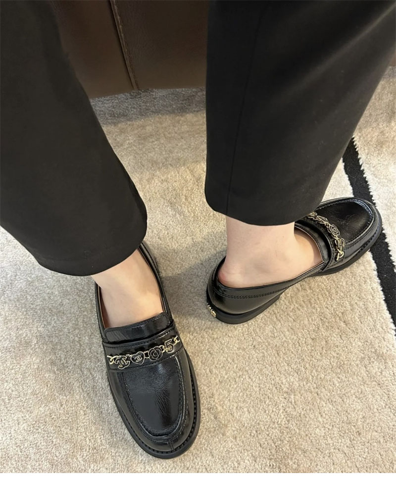 샤넬 24A CC 드롭 체인 로퍼（터보）