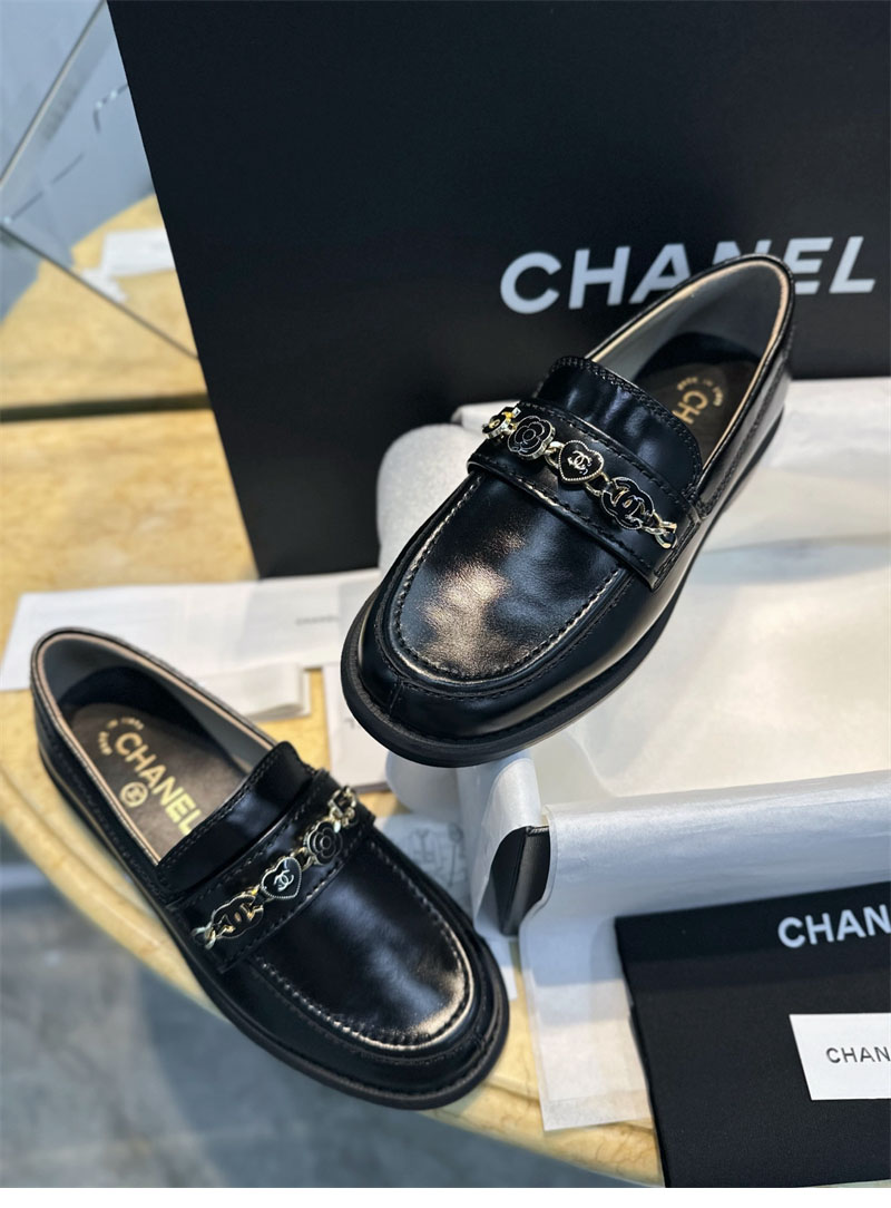 샤넬 24A CC 드롭 체인 로퍼（터보）