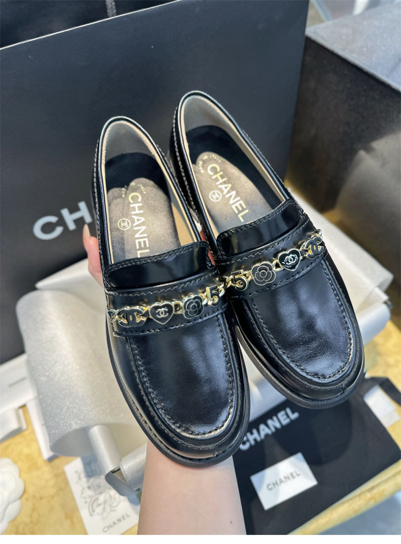 샤넬 24A CC 드롭 체인 로퍼（터보）