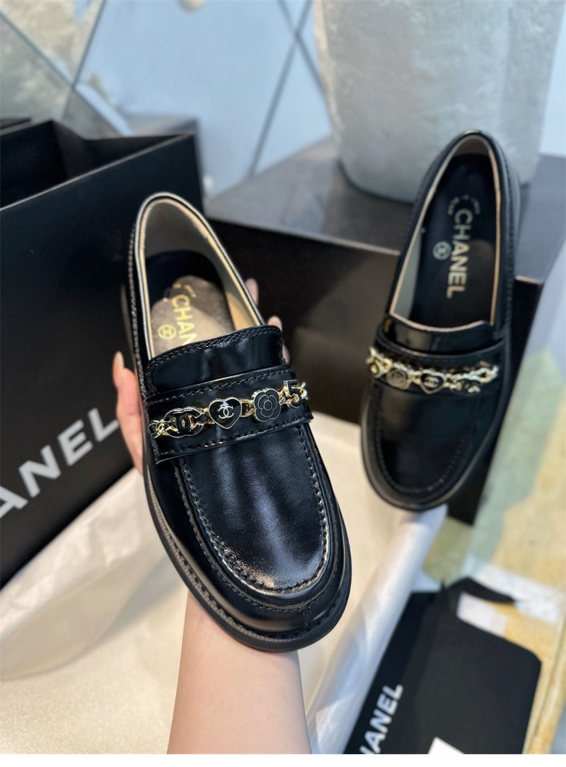 샤넬 24A CC 드롭 체인 로퍼（터보）