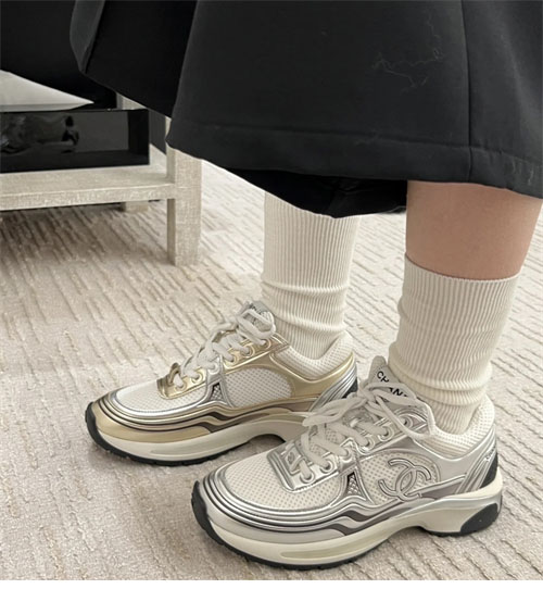 C H A N E L 샤넬 24C CC로고 크루즈 스니커즈 레플리카 4번 이미지 - 신발 | 세미샵 레플리카 사이트