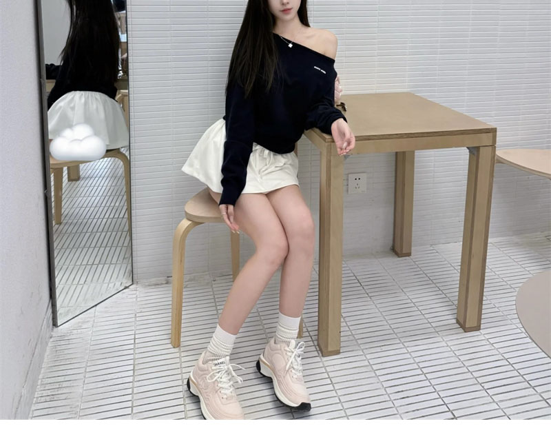 샤넬 샤넬 24S CC 패브릭 스니커즈 레플리카 4번 이미지 - 신발 | 세미샵 레플리카 사이트