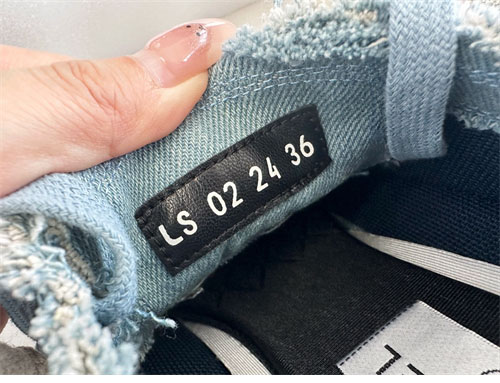 샤넬 샤넬 24S CC로고 테슬 스니커즈 레플리카 20번 이미지 - 신발 | 세미샵 레플리카 사이트