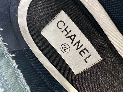 샤넬 샤넬 24S CC로고 테슬 스니커즈 레플리카 16번 이미지 - 신발 | 세미샵 레플리카 사이트