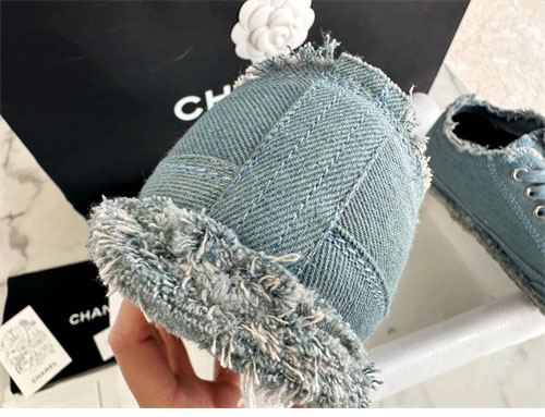 샤넬 샤넬 24S CC로고 테슬 스니커즈 레플리카 29번 이미지 - 신발 | 세미샵 레플리카 사이트