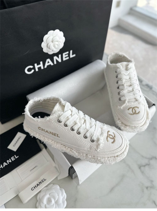 샤넬 샤넬 24S CC로고 테슬 스니커즈 레플리카 17번 이미지 - 신발 | 세미샵 레플리카 사이트