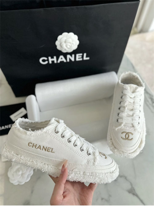 샤넬 샤넬 24S CC로고 테슬 스니커즈 레플리카 33번 이미지 - 신발 | 세미샵 레플리카 사이트