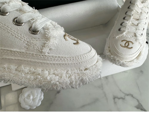 샤넬 샤넬 24S CC로고 테슬 스니커즈 레플리카 13번 이미지 - 신발 | 세미샵 레플리카 사이트