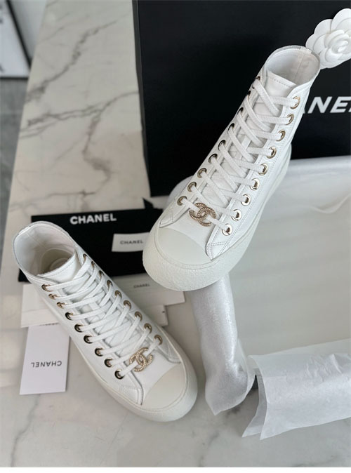 샤넬 샤넬 24p CC로고 하이탑 스니커즈 레플리카 6번 이미지 - 신발 | 세미샵 레플리카 사이트