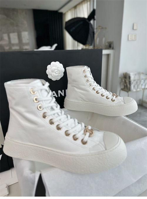 샤넬 샤넬 24p CC로고 하이탑 스니커즈 레플리카 5번 이미지 - 신발 | 세미샵 레플리카 사이트