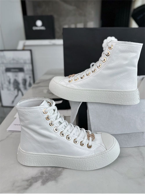 샤넬 샤넬 24p CC로고 하이탑 스니커즈 레플리카 2번 이미지 - 신발 | 세미샵 레플리카 사이트