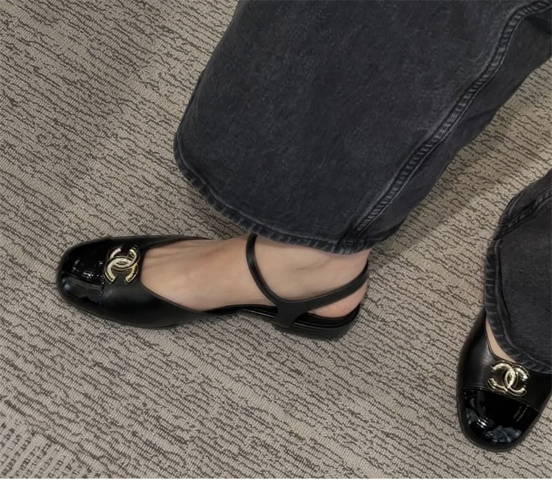 샤넬 샤넬 25P CC로고 슬링백 메리제인 플랫 샌들 （터보） 레플리카 11번 이미지 - 신발 | 세미샵 레플리카 사이트