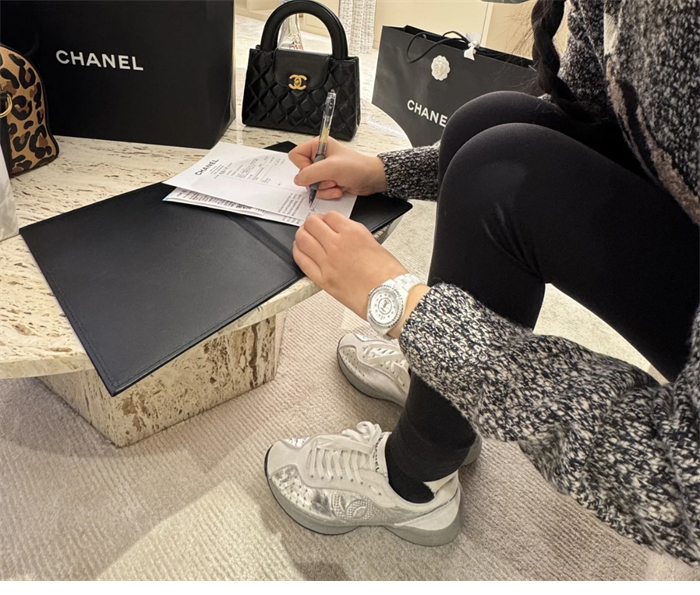 샤넬 샤넬 25c CC로고 스니커즈（터보） 레플리카 20번 이미지 - 신발 | 세미샵 레플리카 사이트