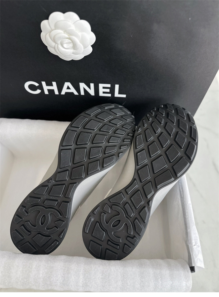 샤넬 샤넬 25c CC로고 스니커즈（터보） 레플리카 1번 이미지 - 신발 | 세미샵 레플리카 사이트