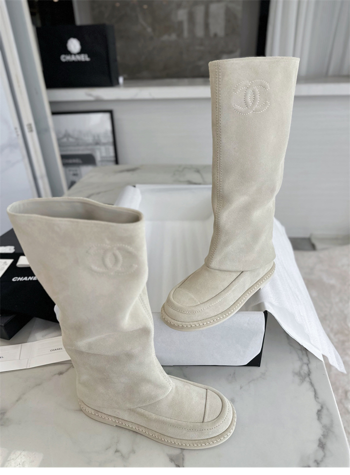 C H A N E L 샤넬 25c CC로고 스웨이드 롱 부츠 레플리카 13번 이미지 - 신발 | 세미샵 레플리카 사이트