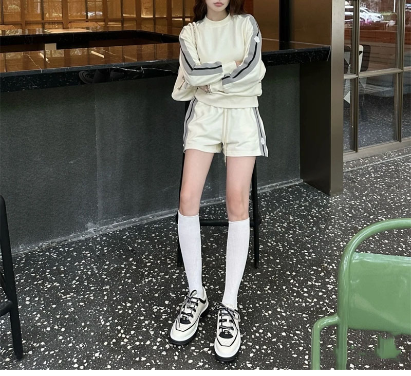 샤넬 샤넬 25c 스니커즈 화이트（터보） 레플리카 20번 이미지 - 신발 | 세미샵 레플리카 사이트