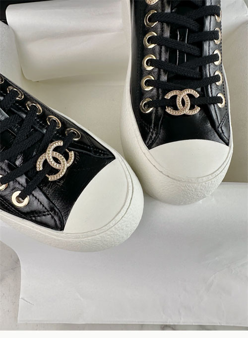 샤넬 샤넬 CC로고 블랙 금장 팬던트 플랫폼 스니커즈 레플리카 17번 이미지 - 신발 | 세미샵 레플리카 사이트
