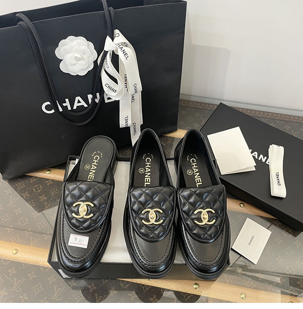 C H A N E L 샤넬 cc로고 턴락 퀼팅 모카신 로퍼 레플리카 14번 이미지 - 신발 | 세미샵 레플리카 사이트