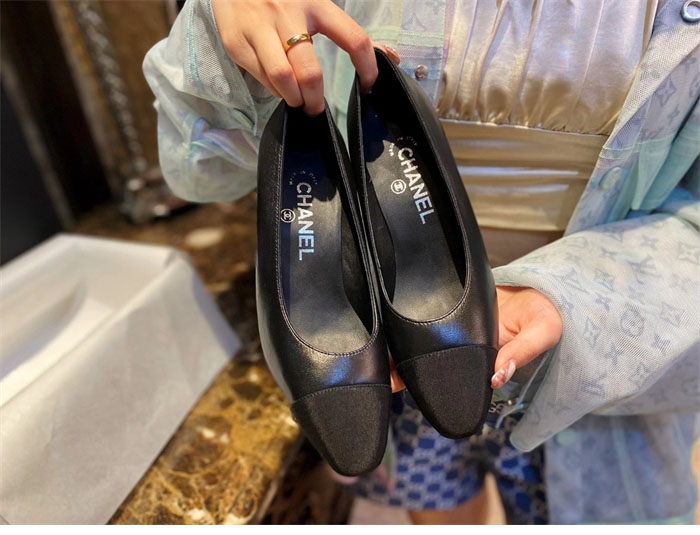 C H A N E L 샤넬 cc로고 통굽 펌프스 레플리카 8번 이미지 - 신발 | 세미샵 레플리카 사이트