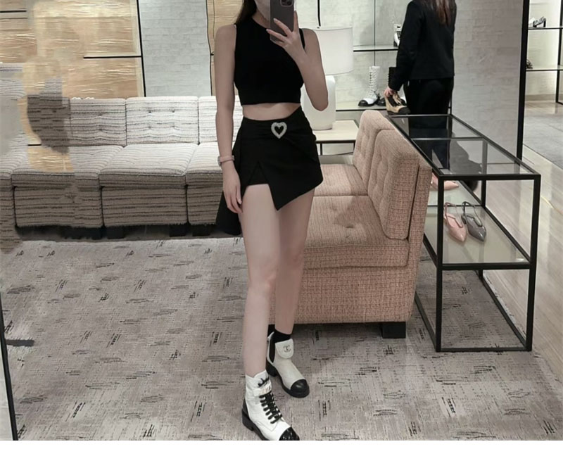 샤넬 레터링 퀼팅 컴뱃 부츠 화이트（TJ공장） - 상세 이미지