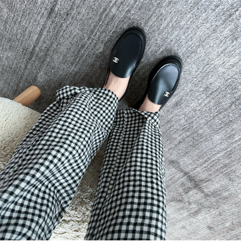 샤넬 샤넬 미니 CC로고 로퍼 레플리카 1번 이미지 - 신발 | 세미샵 레플리카 사이트