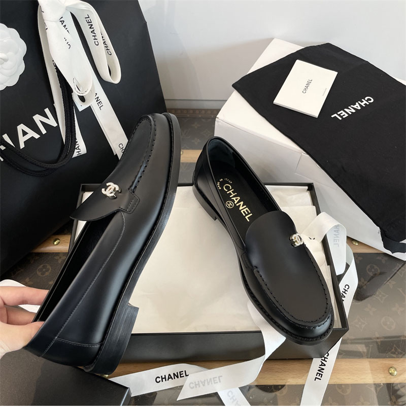 샤넬 샤넬 미니 CC로고 로퍼 레플리카 16번 이미지 - 신발 | 세미샵 레플리카 사이트