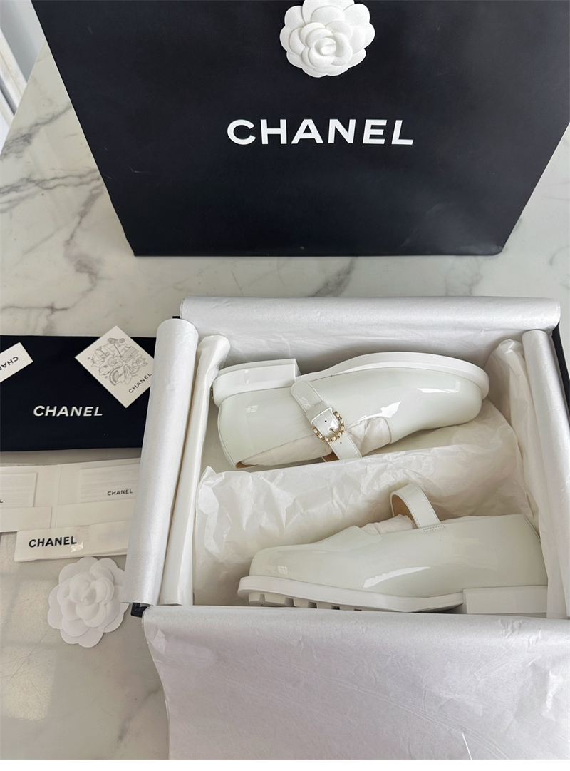 샤넬 샤넬 버클 페이턴트 메리제인 로퍼 레플리카 1번 이미지 - 신발 | 세미샵 레플리카 사이트