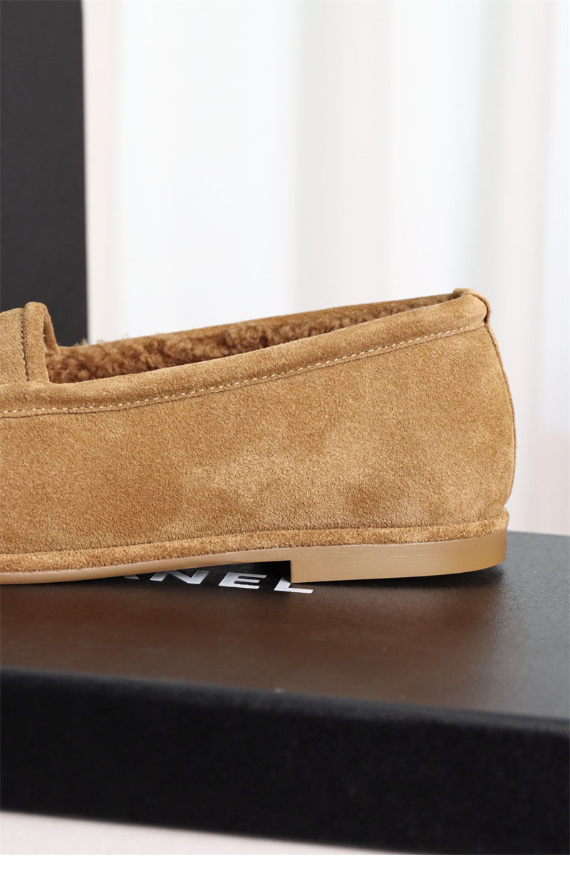 샤넬 샤넬 시어링 스웨이드 모카신 로퍼 레플리카 18번 이미지 - 신발 | 세미샵 레플리카 사이트