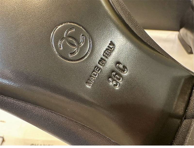 샤넬 샤넬 카프스킨 진주 스트랩 메리제인 구두 레플리카 8번 이미지 - 신발 | 세미샵 레플리카 사이트