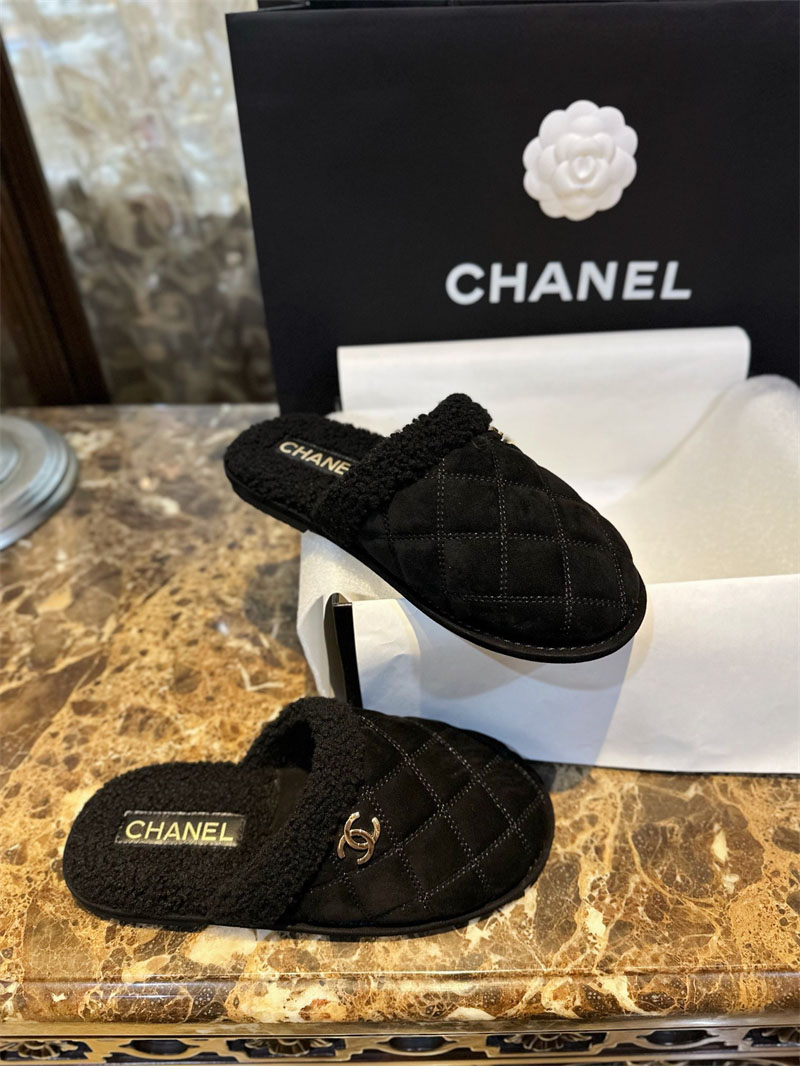 샤넬 퀼팅 시어링 뮬 슬리퍼 “35SIZE – 41SIZE”