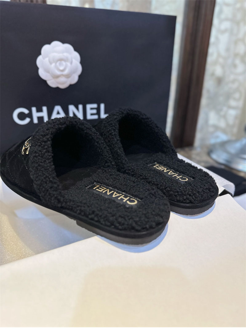 샤넬 퀼팅 시어링 뮬 슬리퍼 “35SIZE – 41SIZE”