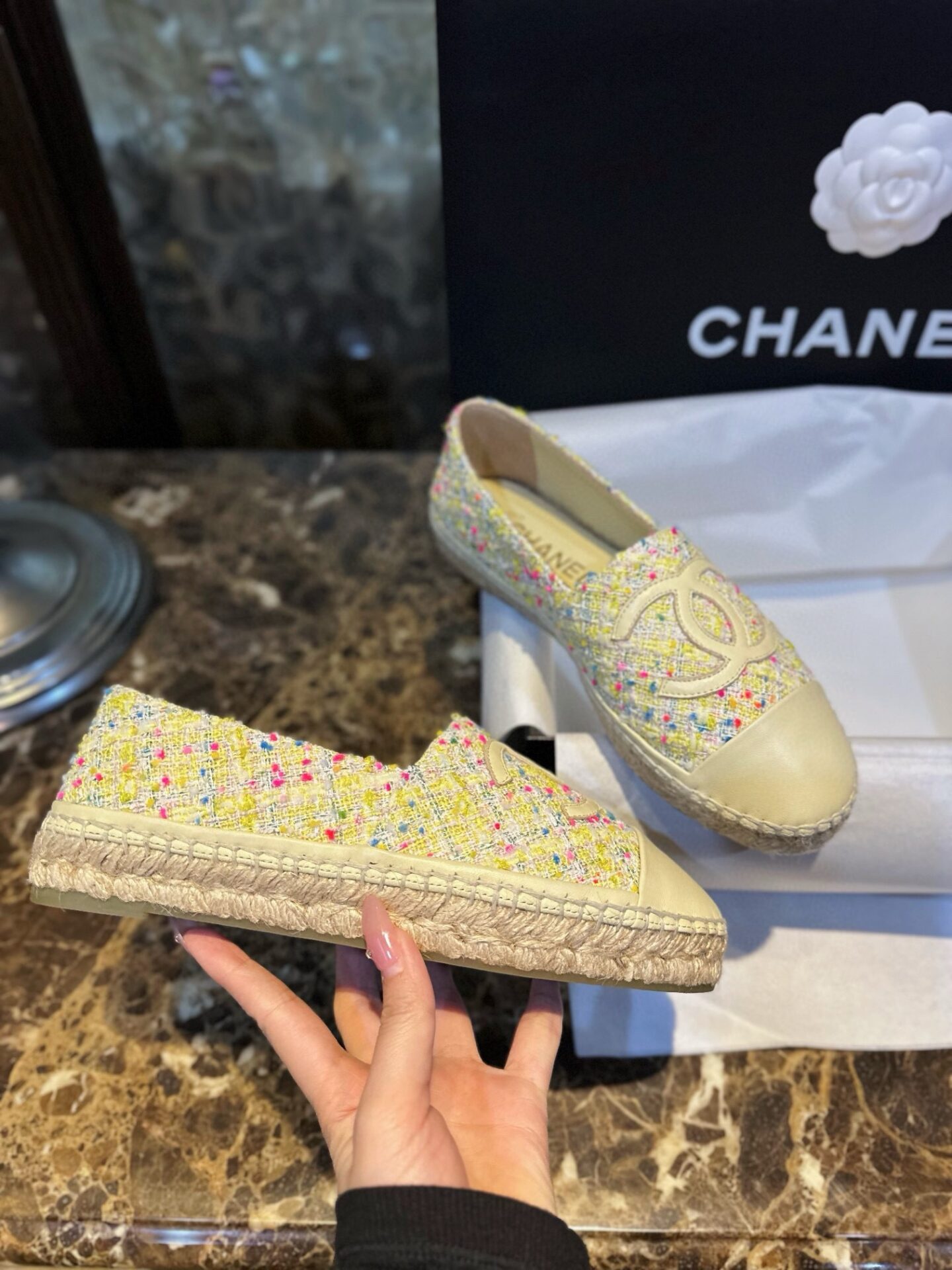 샤넬 트위드 멀티컬러 에스파듀 “35SIZE – 41SIZE” - 상세 이미지