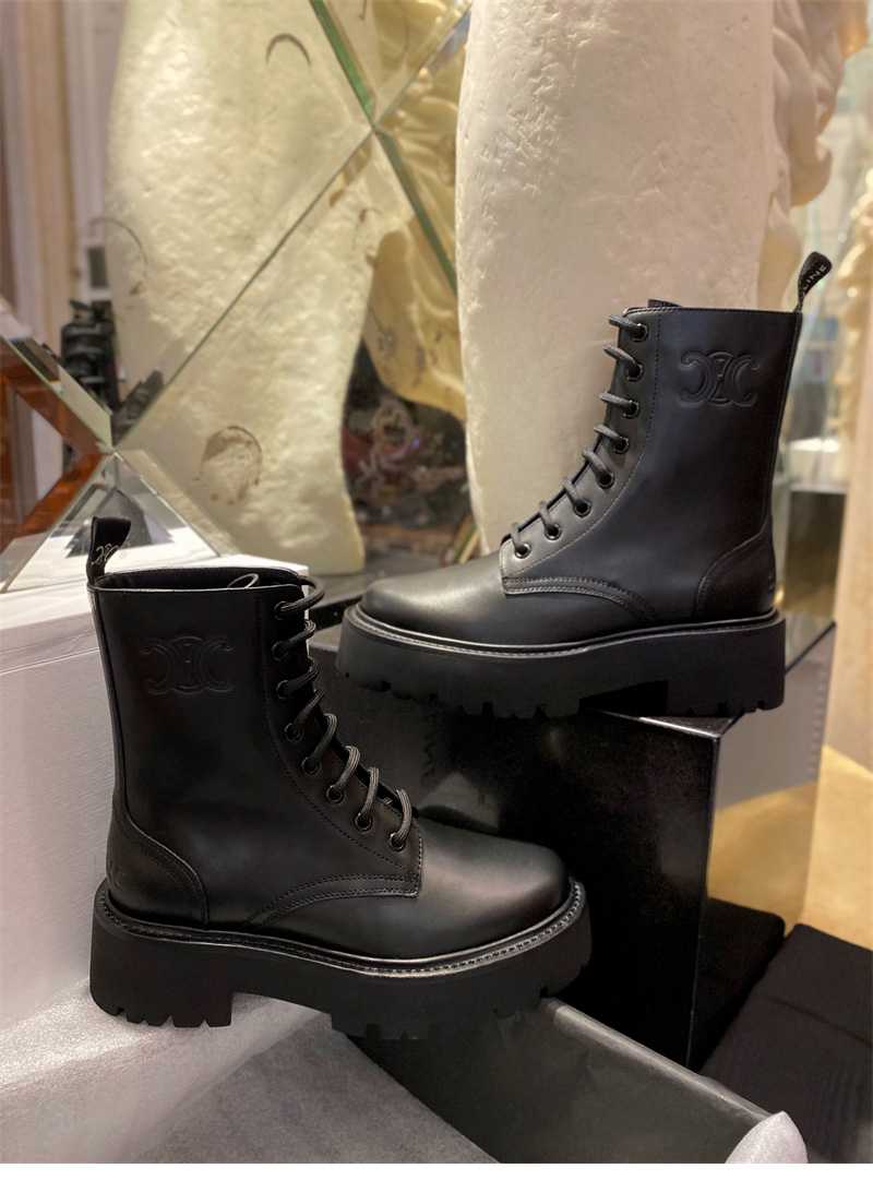 셀린느 셀린느 벌키 레이스업 부츠 샤이니 불스킨 블랙 레플리카 11번 이미지 - 신발 | 세미샵 레플리카 사이트