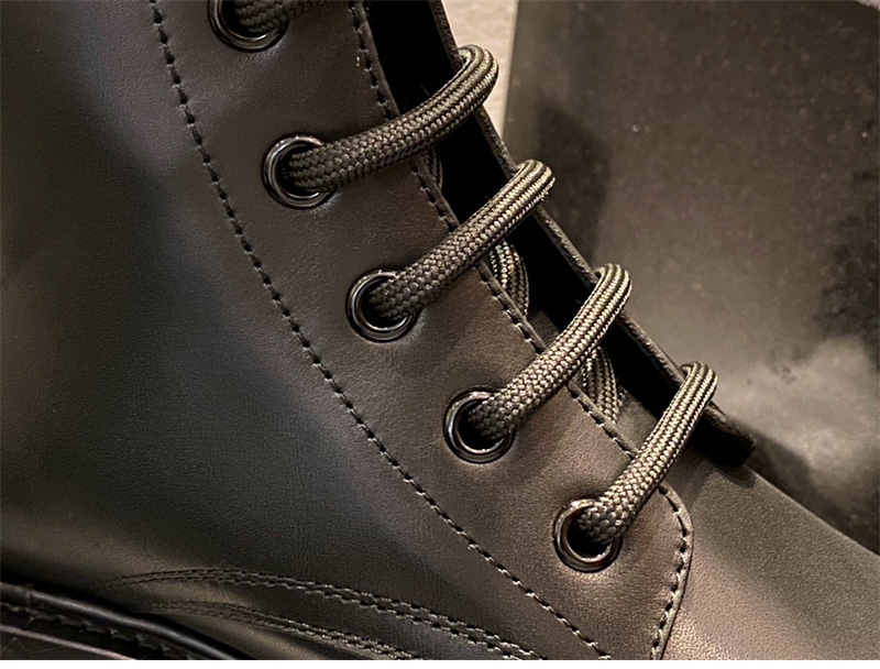 셀린느 셀린느 벌키 레이스업 부츠 샤이니 불스킨 블랙 레플리카 15번 이미지 - 신발 | 세미샵 레플리카 사이트