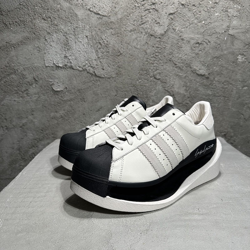 아디다스 Y-3 Gendo 슈퍼스타 스니커즈