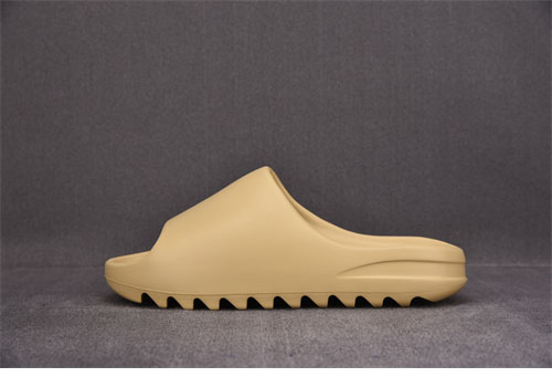 아디다스 이지 슬라이드 “DESSAN” Yeezy Slide FW6344 - 상세 이미지