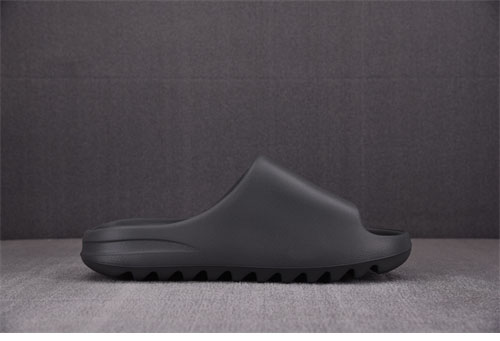 Adidas 아디다스 이지 슬라이드 “GRANIT” Yeezy Slide ID4132 레플리카 3번 이미지 - 신발 | 세미샵 레플리카 사이트