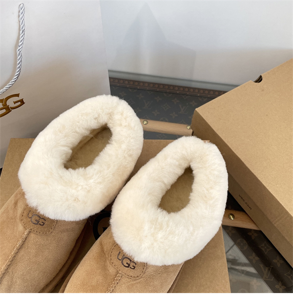 U G G 어그 호주 어그 부츠 레플리카 9번 이미지 - 신발 | 세미샵 레플리카 사이트