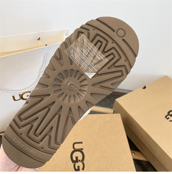 U G G 어그 호주 어그 부츠 레플리카 11번 이미지 - 신발 | 세미샵 레플리카 사이트